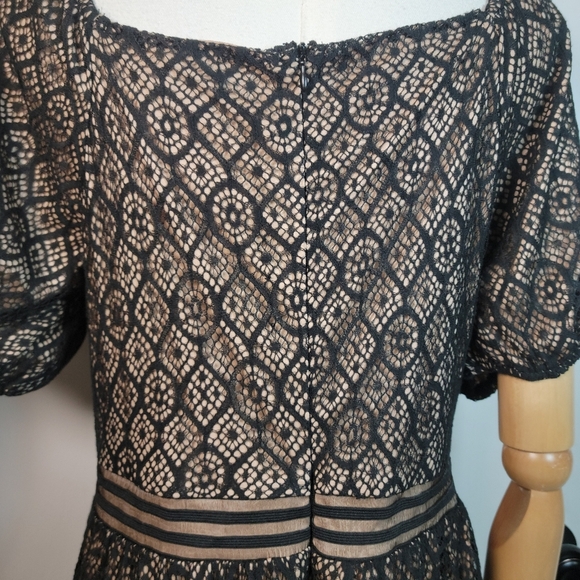 Polygram Melana Elegant Modest Lace Formal Wedding Dress Size Large - Picture 10 of 12